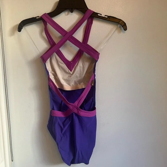 Capezio, XS, purple & pink, leotard, crossing back straps, built in bra, ballet - Picture 4 of 4